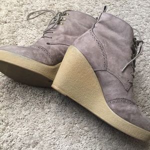 H&M booties. Size 8.5. Only worn twice!